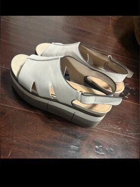 Naked Feet Geo Mist Wedges Size 11